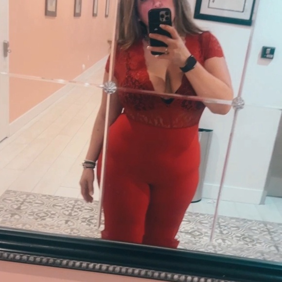 Red jumpsuit - Picture 8 of 8